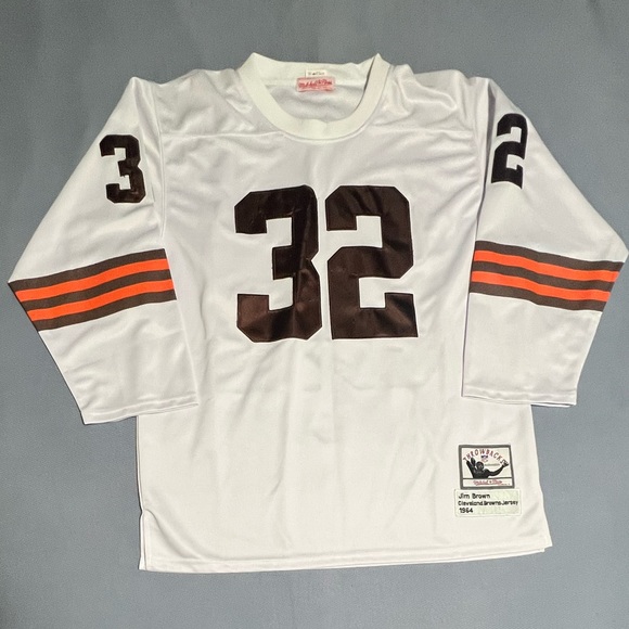 CLEVELAND JERSEY - Picture 1 of 3